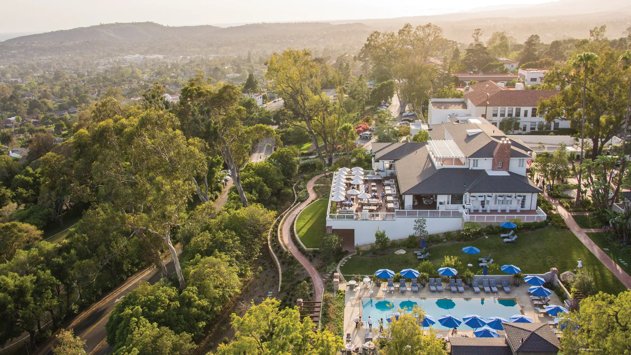 El Encanto Hotel