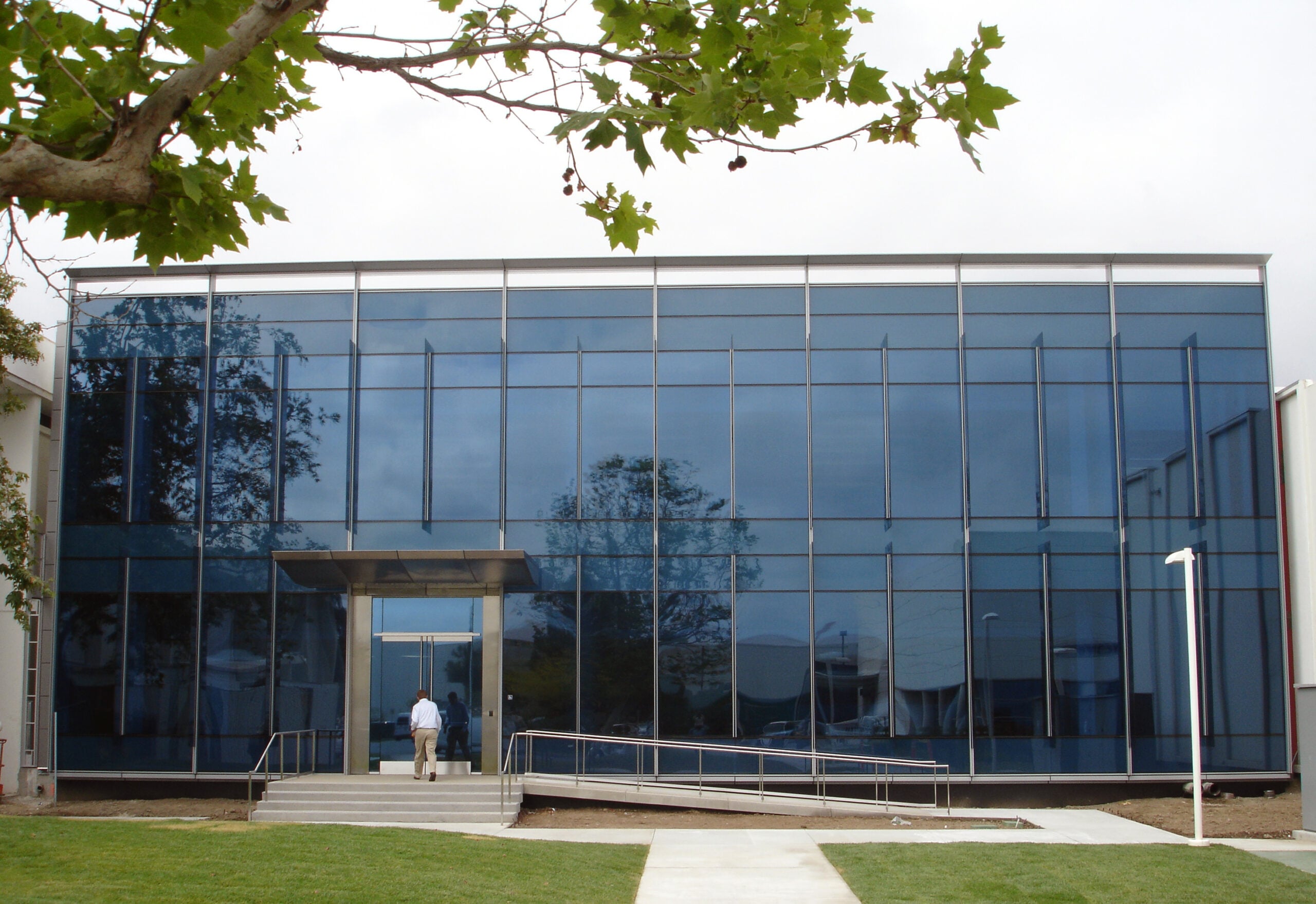 Edwards LifeSciences New T&D Annex Office Building