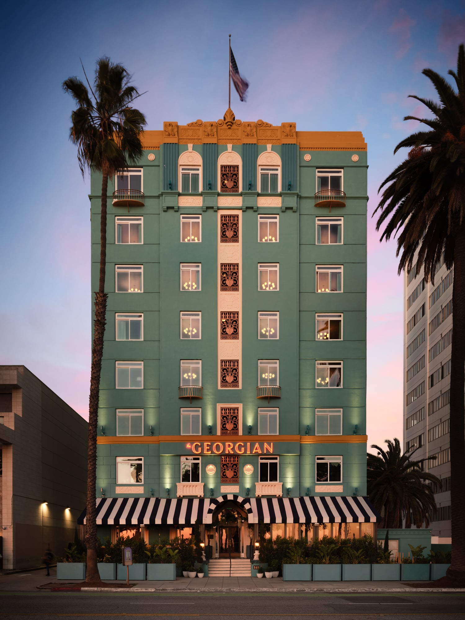 Georgian Hotel