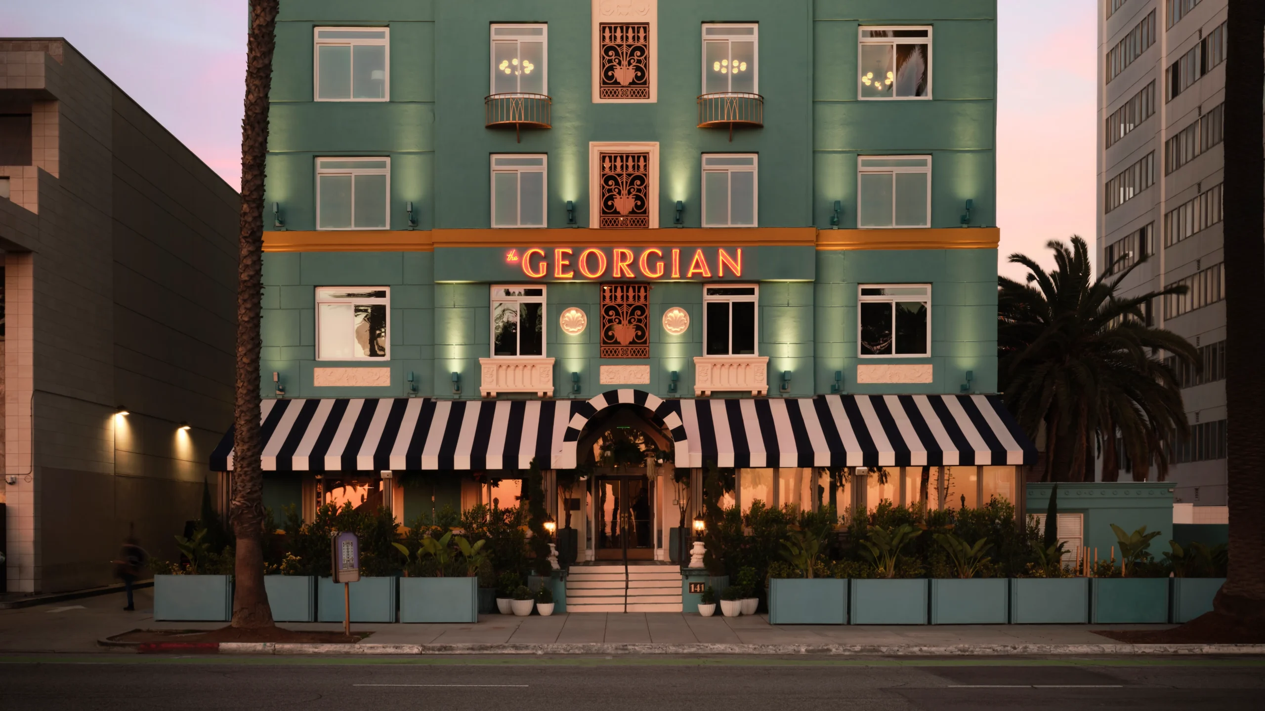 Georgian Hotel